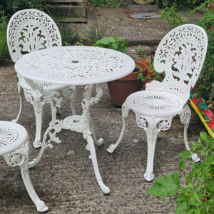 Coalbrookdale Chairs in Old English White with 68cm Vine Legs Table