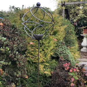 Poppy Forge Tangle Ball Bird Feeder Stake