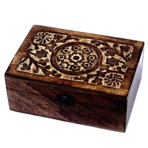 Wooden Aromatherapy Box - Hand-Carved Wooden Case for 24 Oils