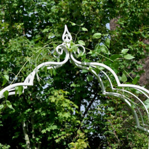 Vintage Cream Arch by Ascalon
