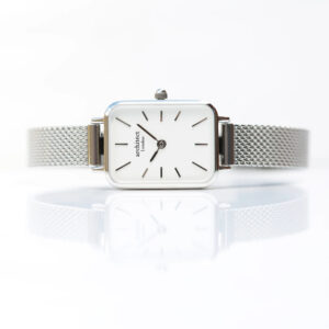 Ladies Architēct Lille | Cloud Silver Modern Font