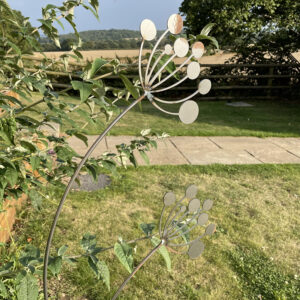 Cow Parsley Bare Metal Floral Garden Art