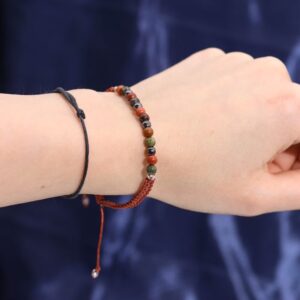 Aries Gemstone Bracelet with Fragrant Candle