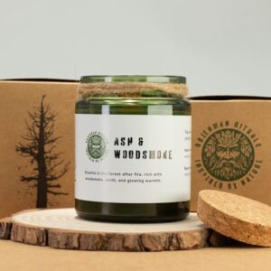 Ash & Woodsmoke Soy Candle | Wood Wick, Green Glass, 26h