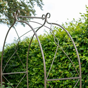 Knotted Garden Arch by Ascalon