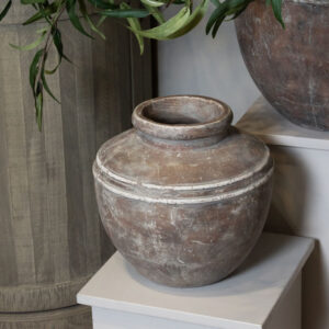 Siena Brown Water Pot Lifestyle